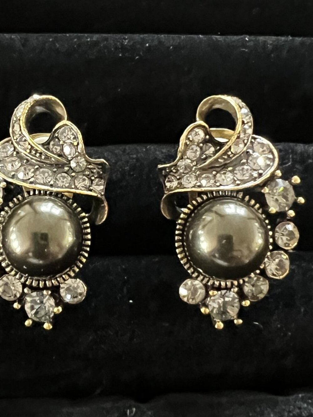 Heidi Daus -SET- C'Est Magnifique Necklace & Clip Earrings SET - Picture 8 of 11